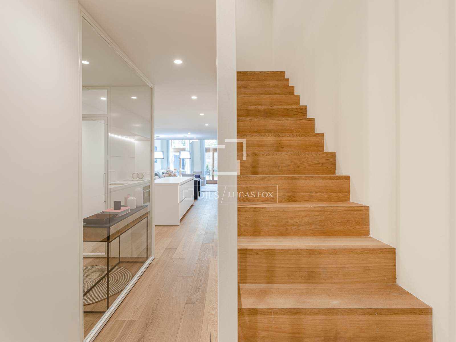 Apartament w Barcelona, Hiszpania 3 sypialnie, 196 mkw. nr 150931