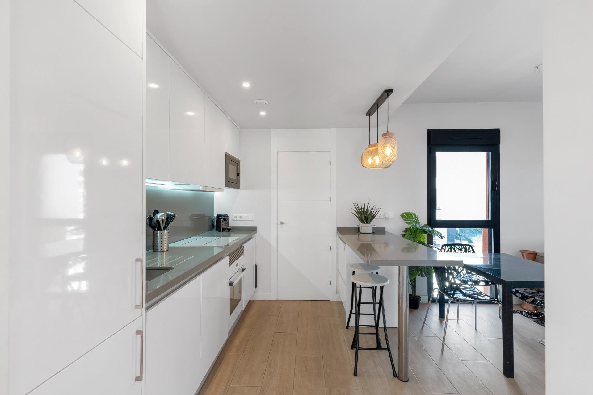 Apartment à Villamartin, Alicante, Espagne 2 chambres,  No. 156171