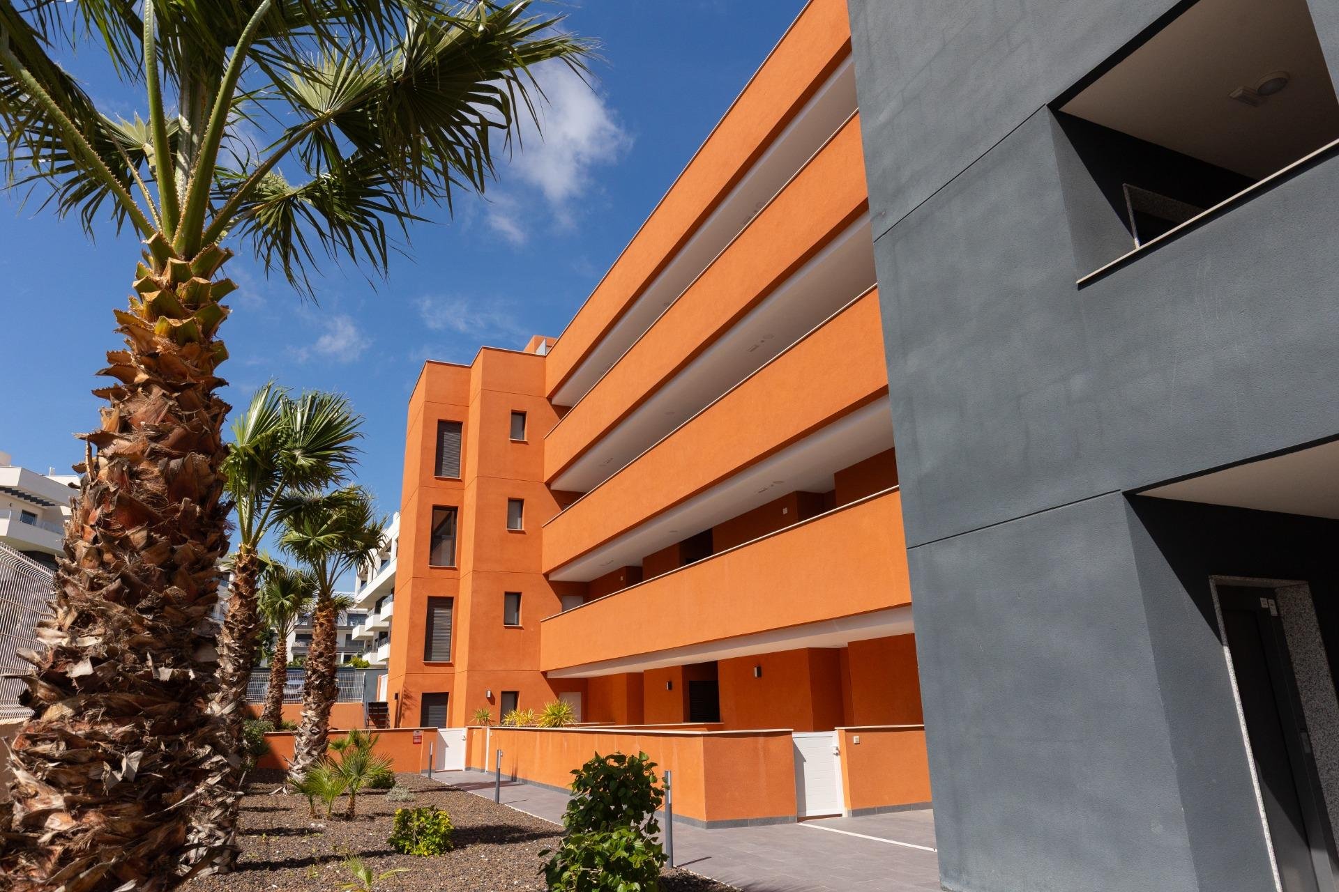 Apartment à Villamartin, Alicante, Espagne 2 chambres,  No. 156171