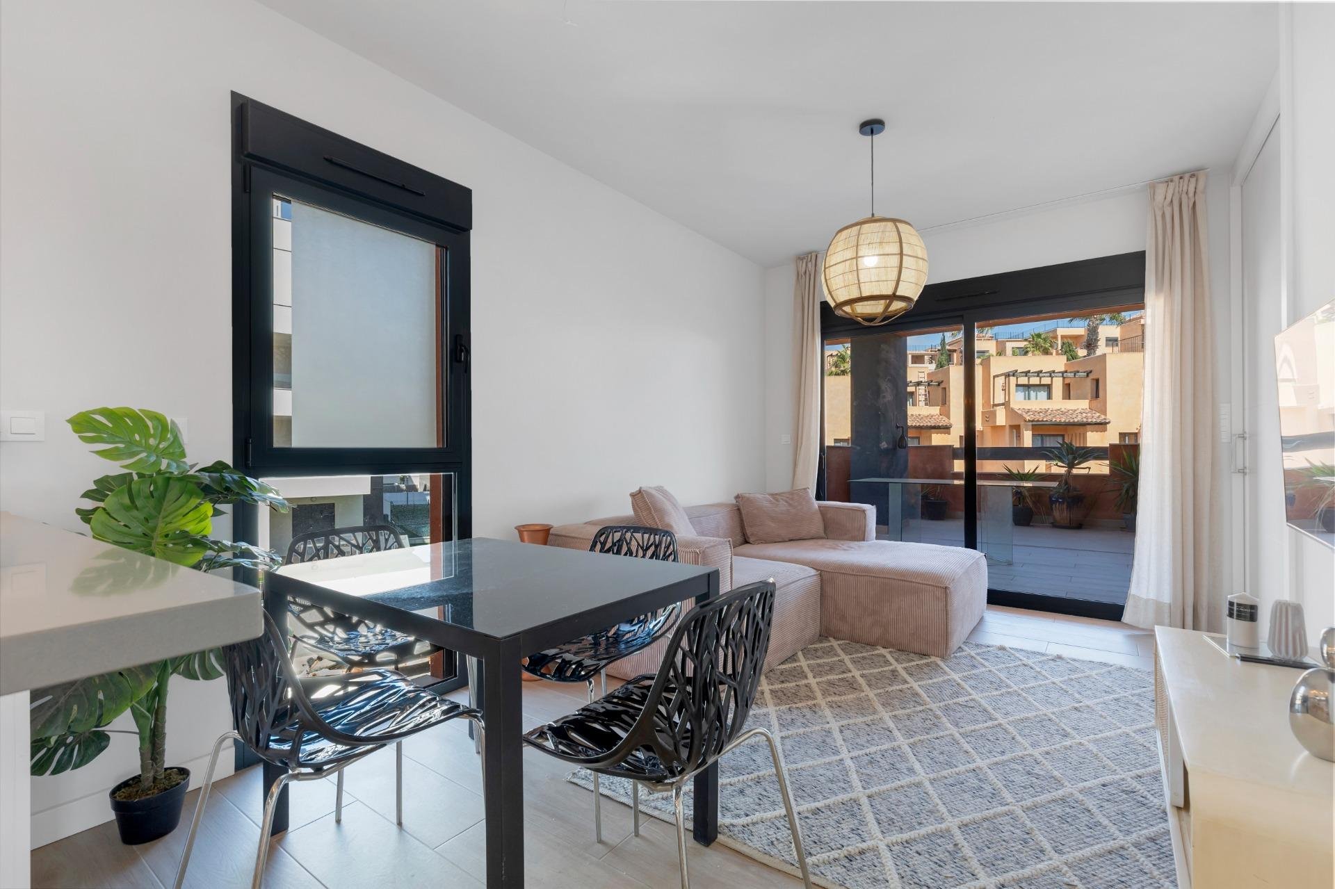 Apartment à Villamartin, Alicante, Espagne 2 chambres,  No. 156171