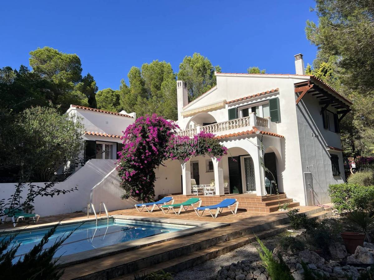 Villa i Es Mercadal, Menorca, Spanien 5 sovrum, 187 kvm. Nr. 140268