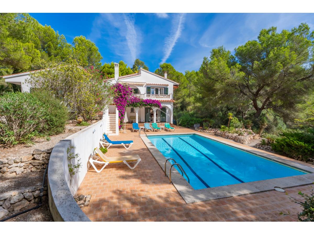 Villa i Es Mercadal, Menorca, Spanien 5 sovrum, 187 kvm. Nr. 140268