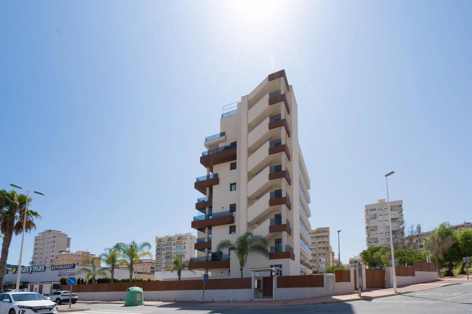Apartment in Guardamar del Segura, Alicante, Spain 2 bedrooms, 73 sq.m. No. 196818