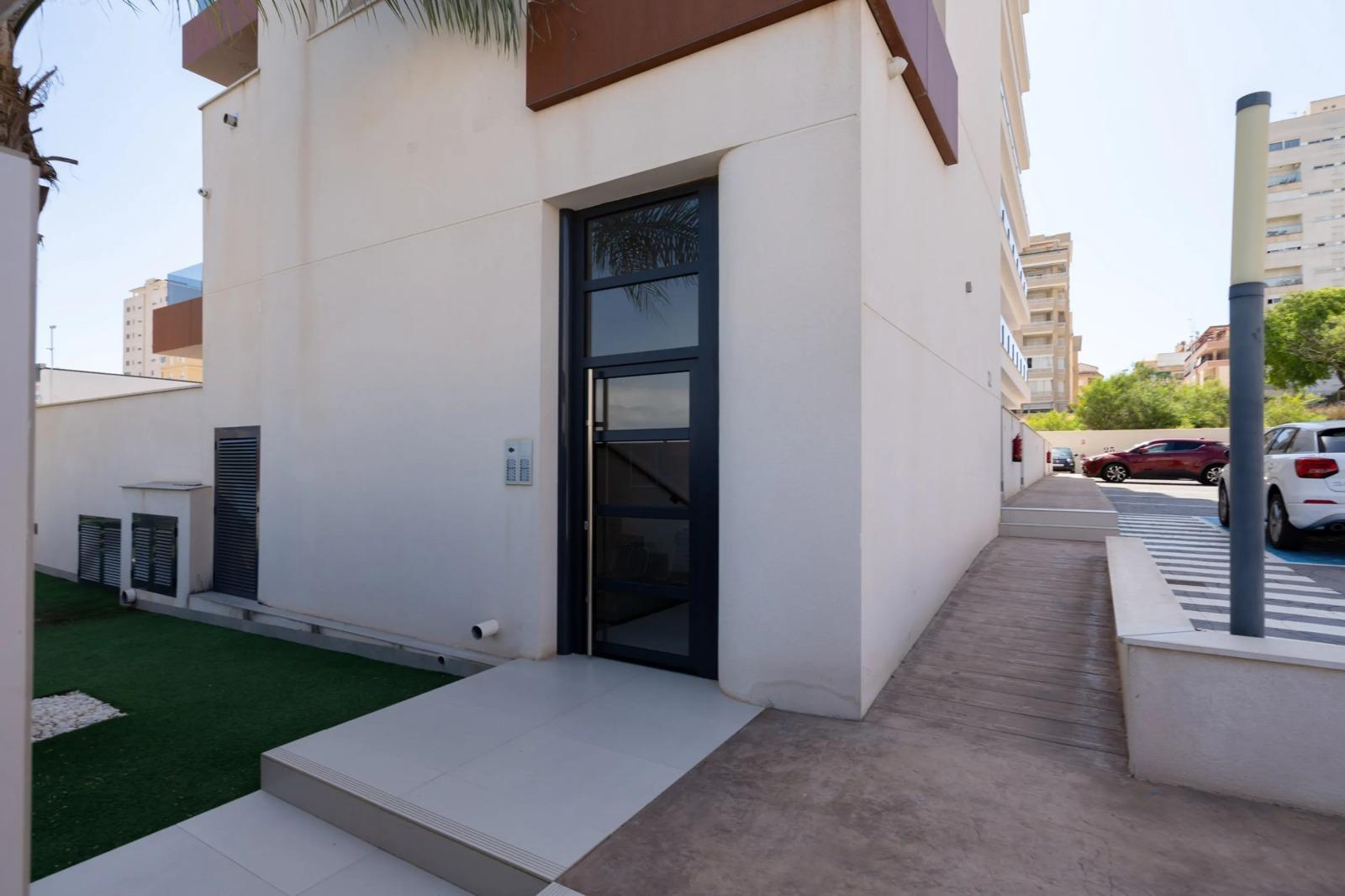 Apartment in Guardamar del Segura, Alicante, Spain 2 bedrooms, 73 sq.m. No. 196818