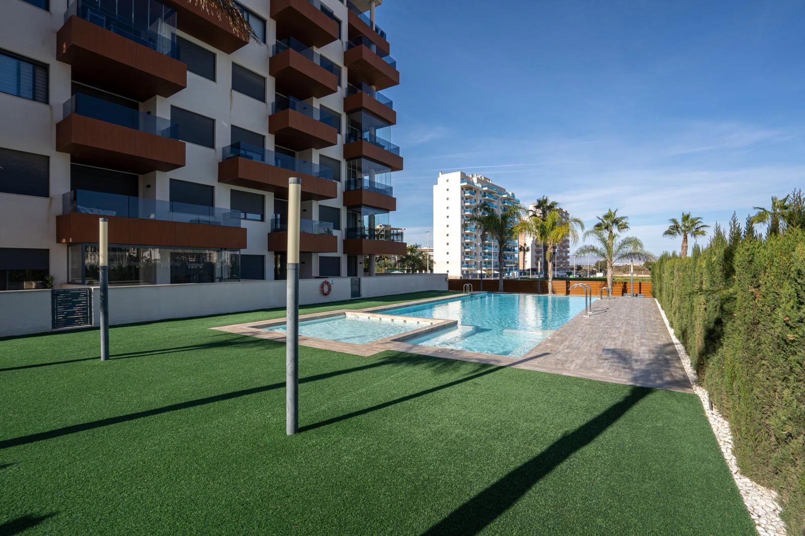 Apartment in Guardamar del Segura, Alicante, Spain 2 bedrooms, 73 sq.m. No. 196818