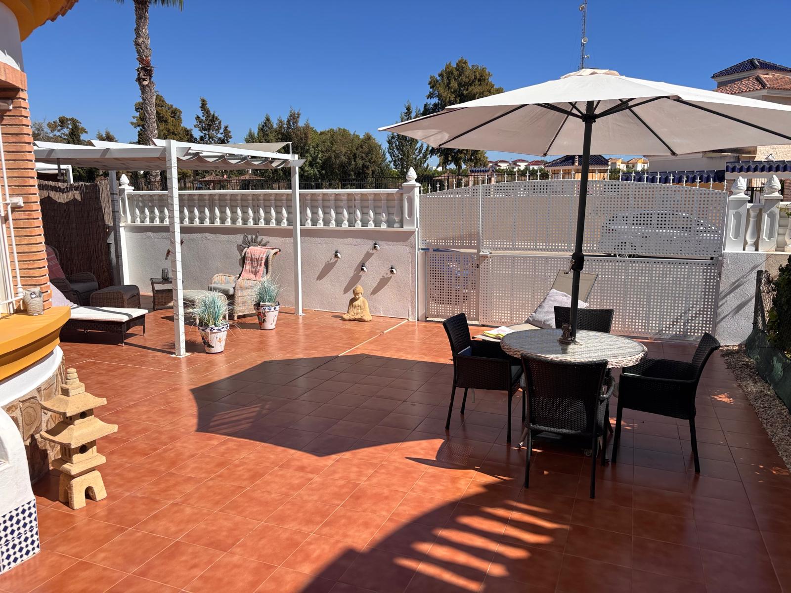 Villa i Guardamar del Segura, Alicante, Spanien 3 sovrum, 108 kvm. Nr. 196813