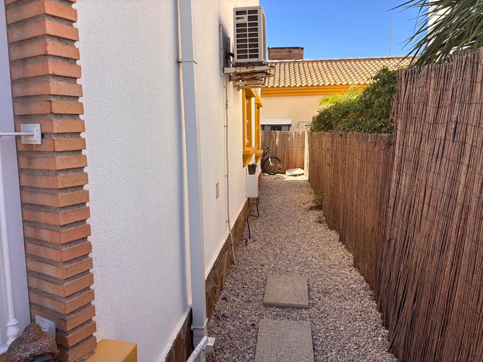 Villa i Guardamar del Segura, Alicante, Spanien 3 sovrum, 108 kvm. Nr. 196813