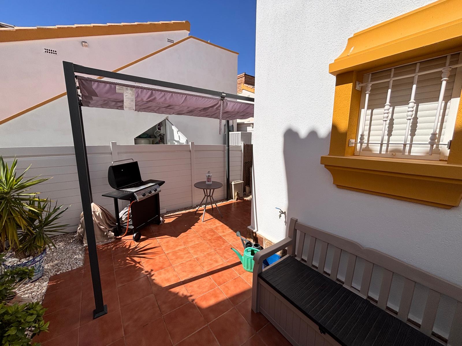 Villa i Guardamar del Segura, Alicante, Spanien 3 sovrum, 108 kvm. Nr. 196813