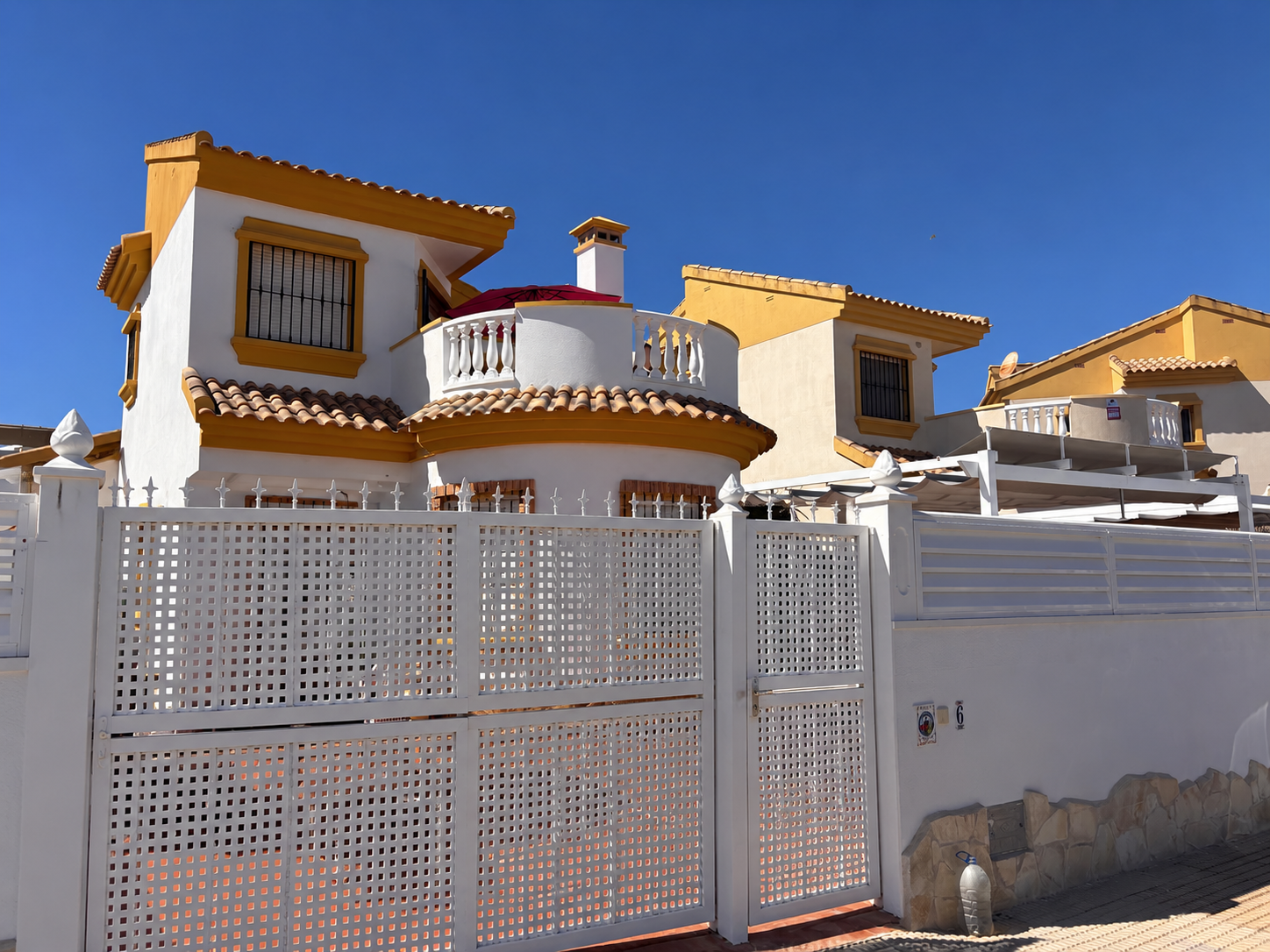 Villa i Guardamar del Segura, Alicante, Spanien 3 sovrum, 108 kvm. Nr. 196813