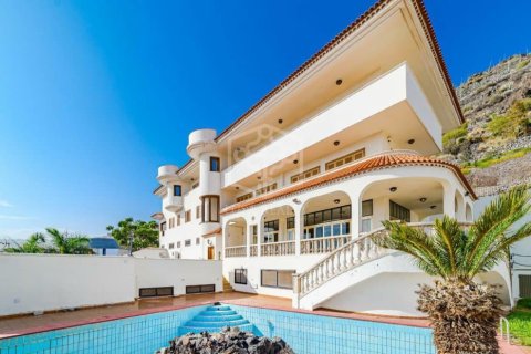 Villa en Santa Cruz de Tenerife, Tenerife, España 8 dormitorios, 1050 m2 No. 144595