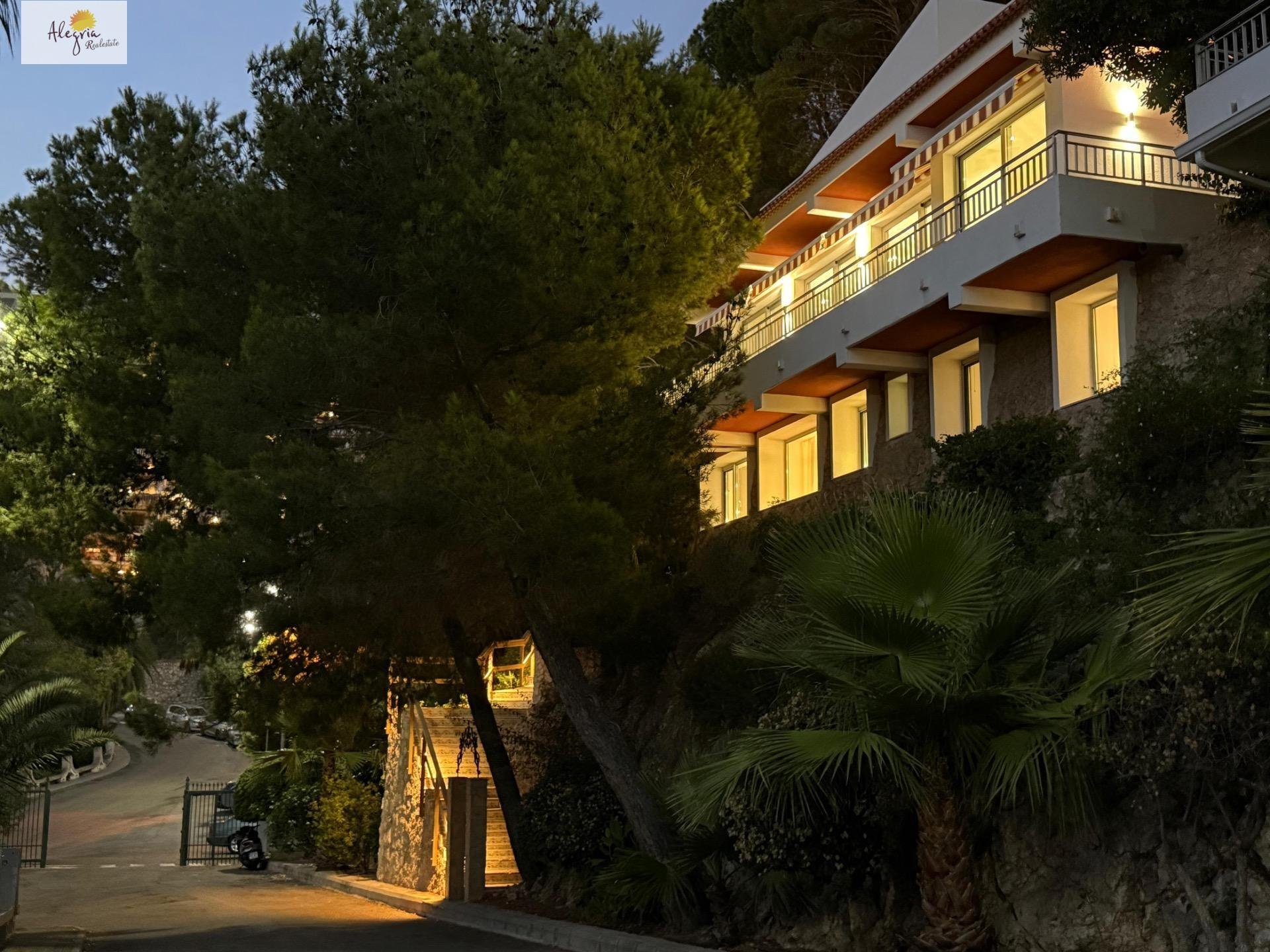 Villa en Cullera, València, España 5 dormitorios, 350 m2 No. 144594