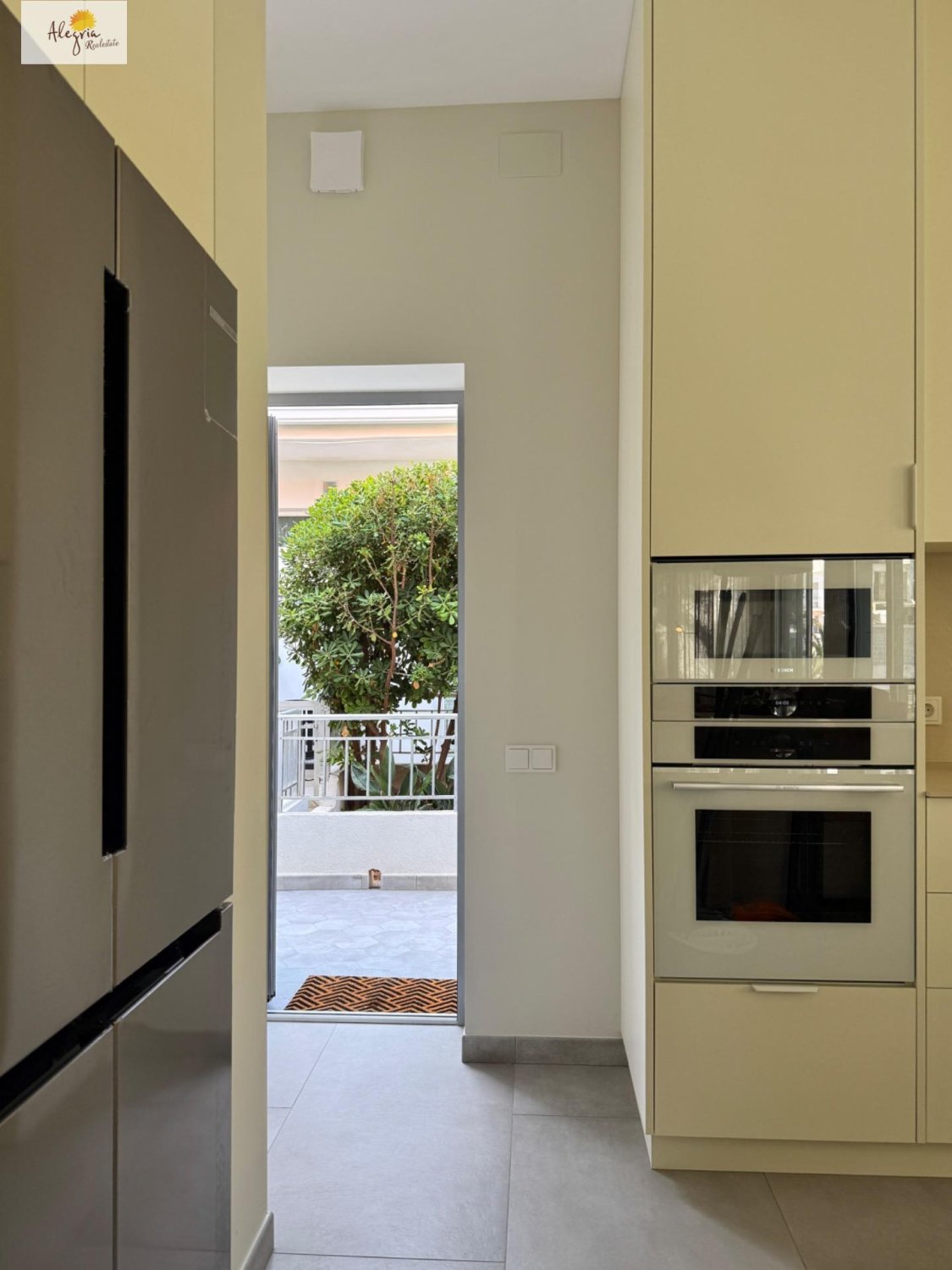 Villa en Cullera, València, España 5 dormitorios, 350 m2 No. 144594