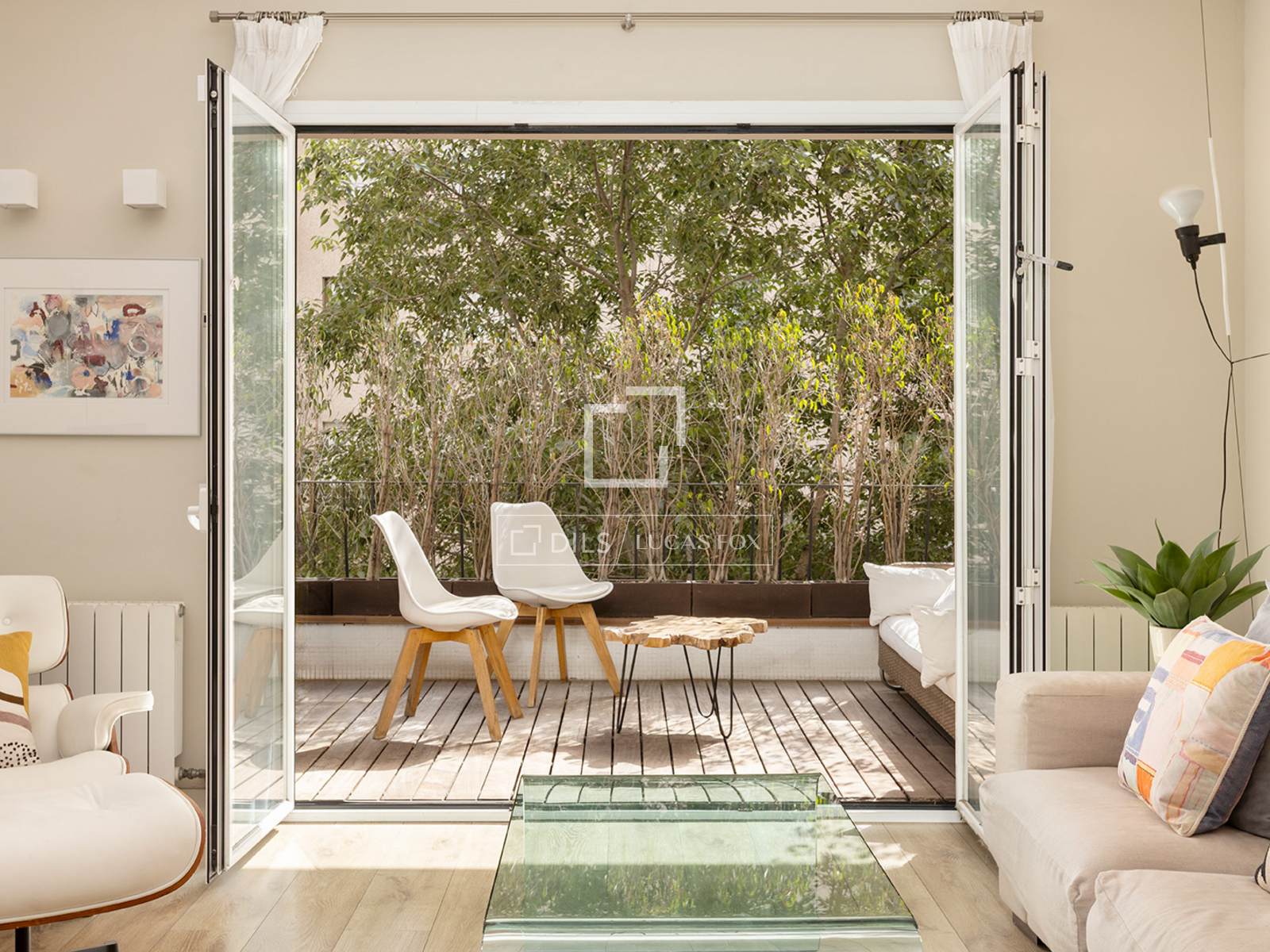 Apartment in Barcelona, Spain 3 bedrooms, 150 sq.m. No. 192636