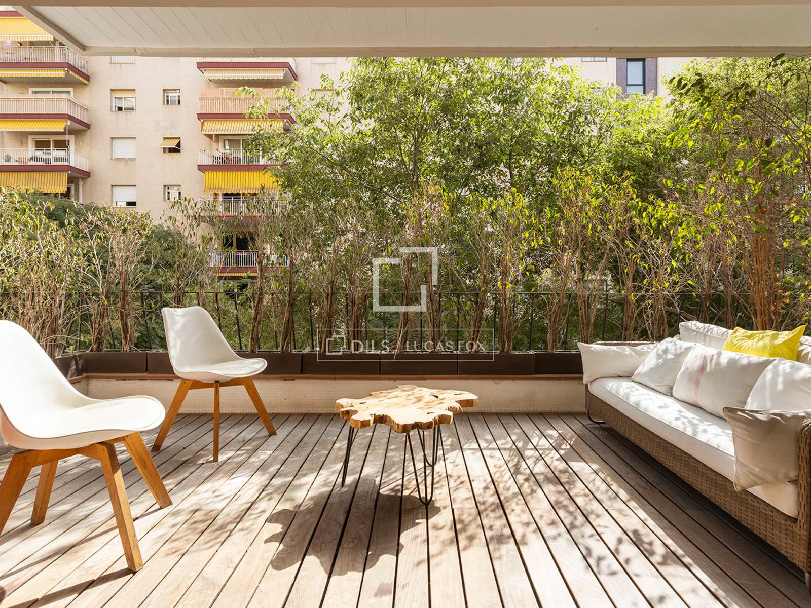Apartment in Barcelona, Spain 3 bedrooms, 150 sq.m. No. 192636