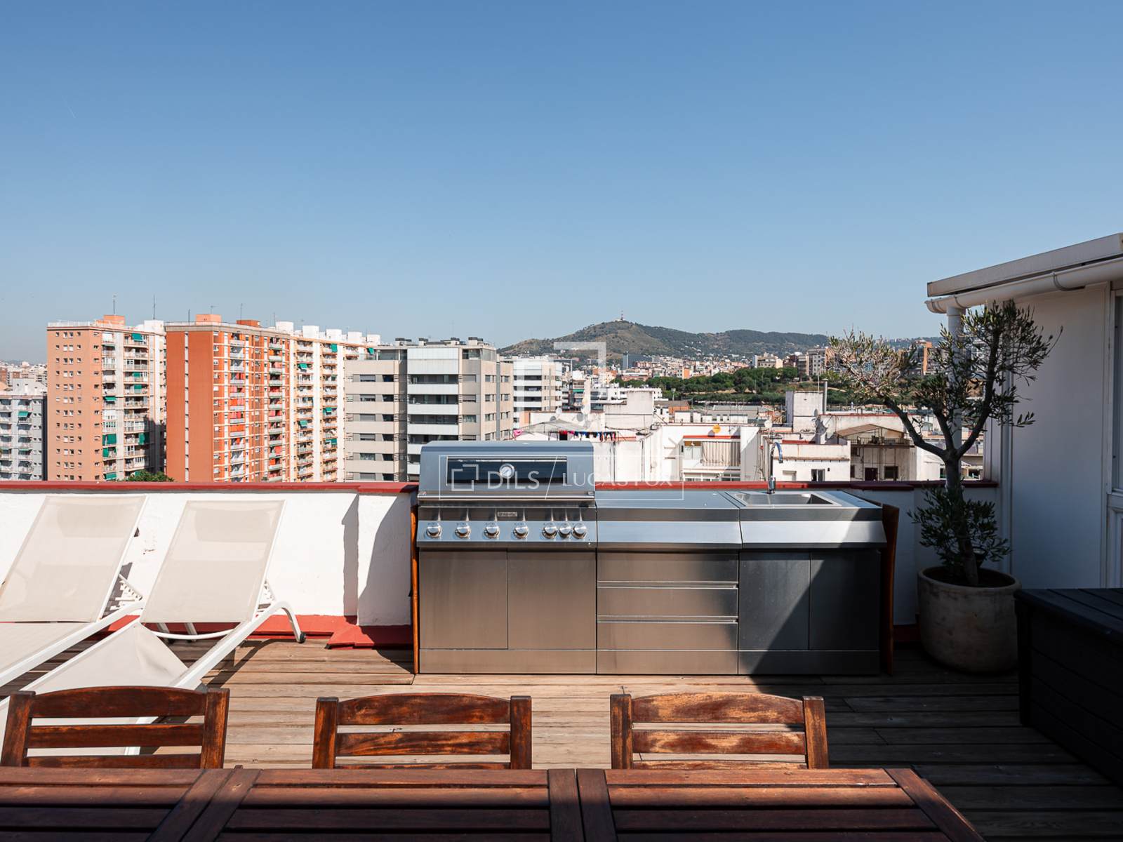 Penthouse in Barcelona, Spain 1 bedroom, 62 sq.m. No. 192630