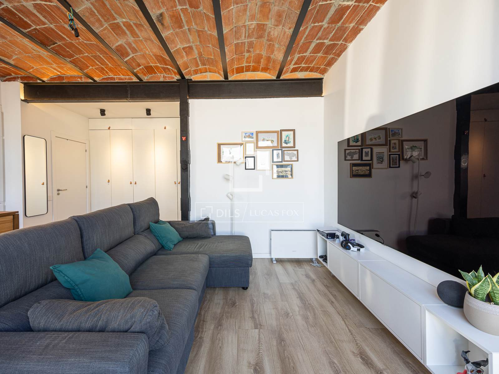 Penthouse in Barcelona, Spain 1 bedroom, 62 sq.m. No. 192630