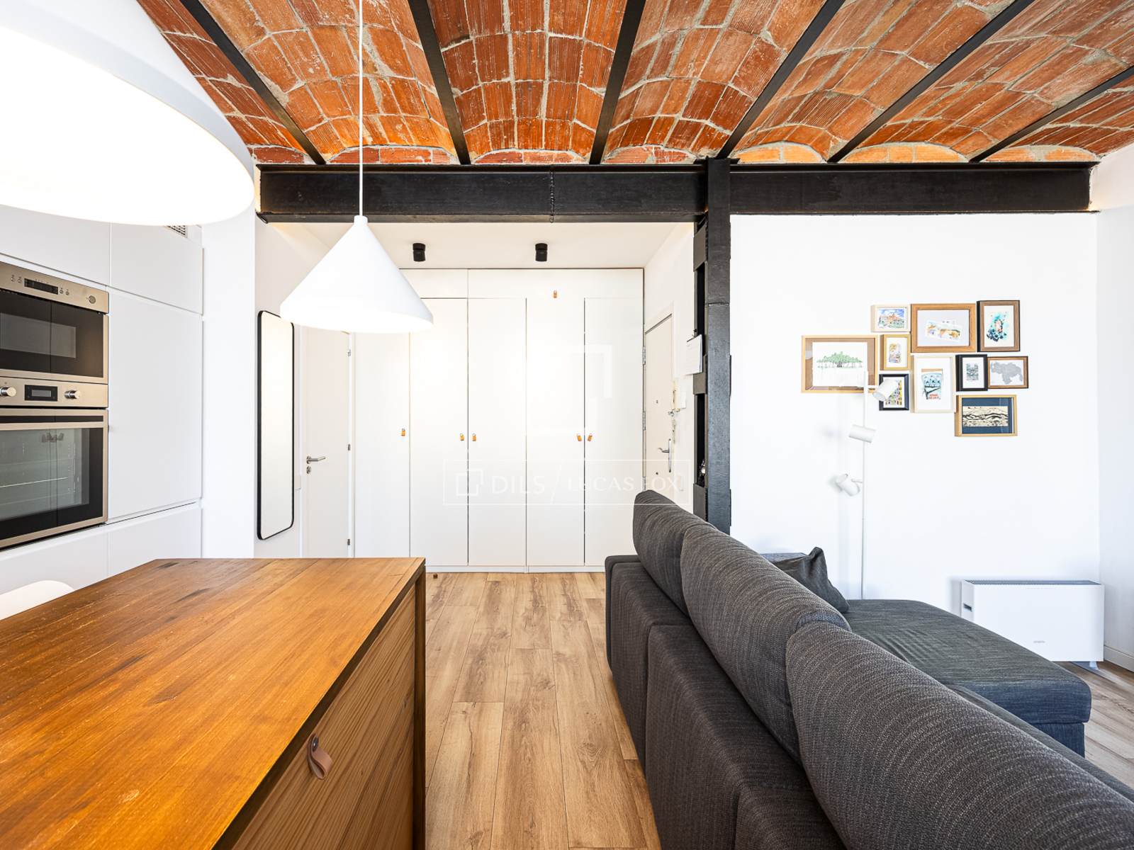 Penthouse in Barcelona, Spain 1 bedroom, 62 sq.m. No. 192630