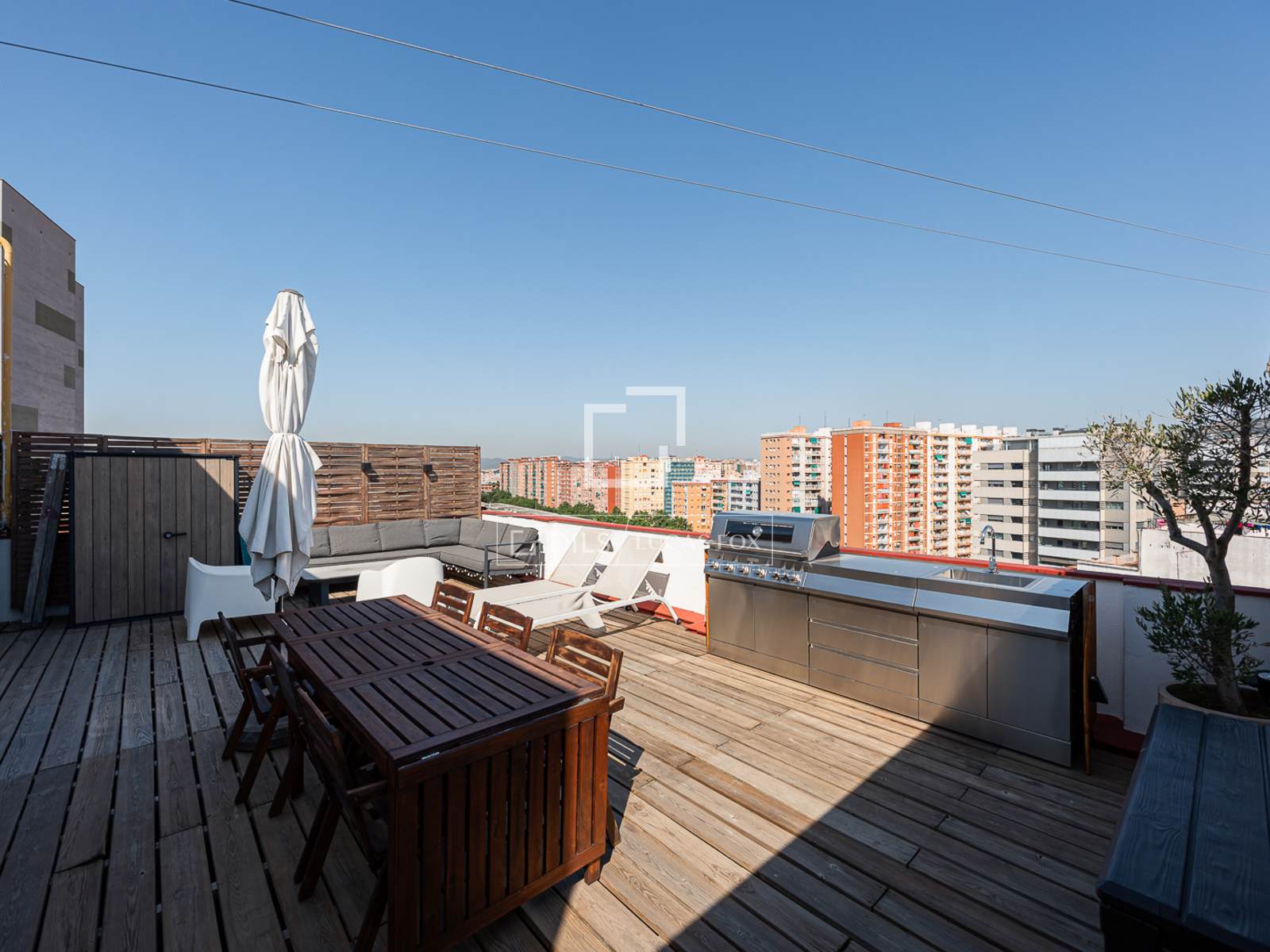 Penthouse in Barcelona, Spain 1 bedroom, 62 sq.m. No. 192630