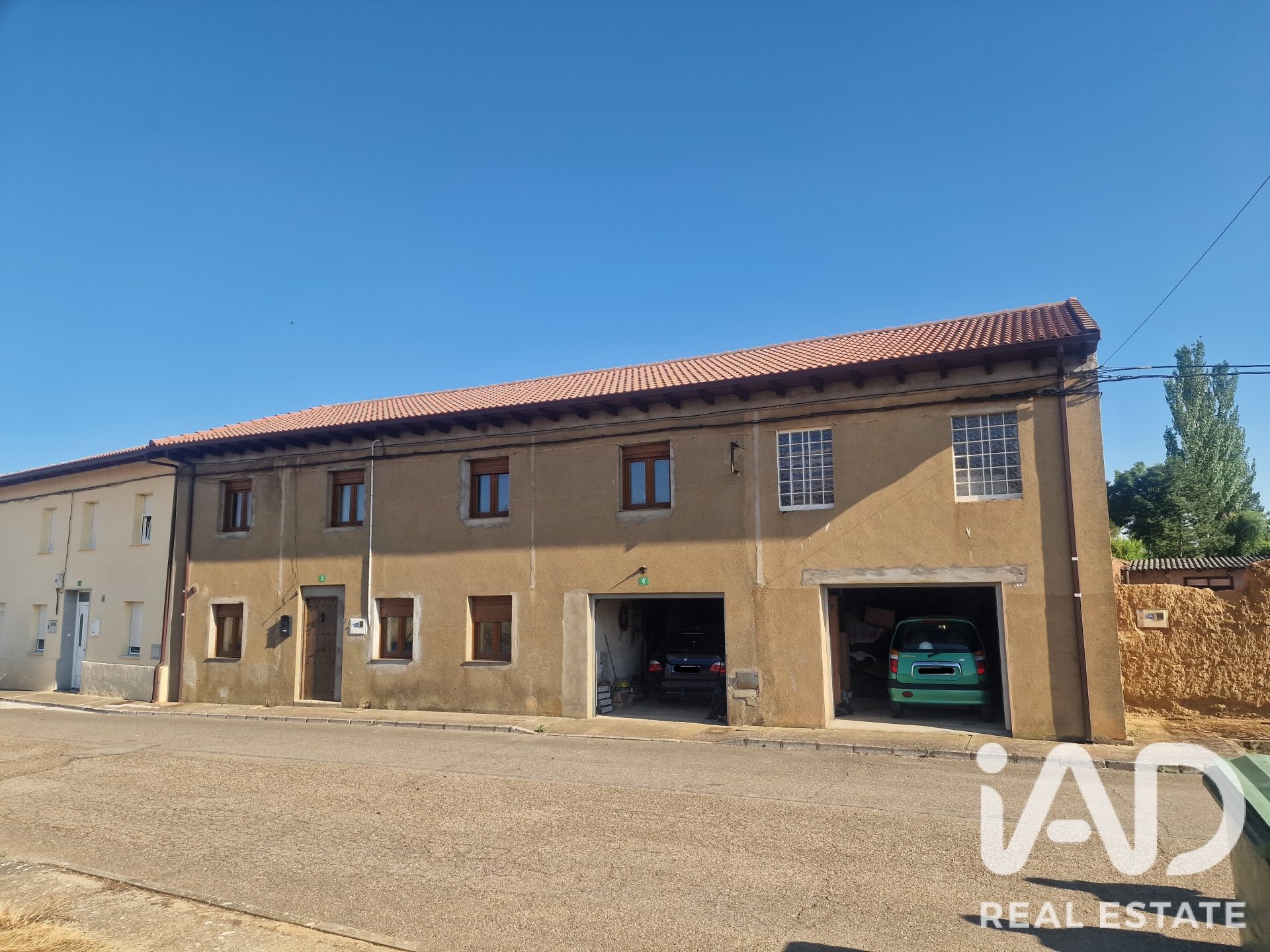Villa in Valverde de la Virgen, Leon, Spanien 7 Schlafzimmer, 255 m2 Nr. 187693