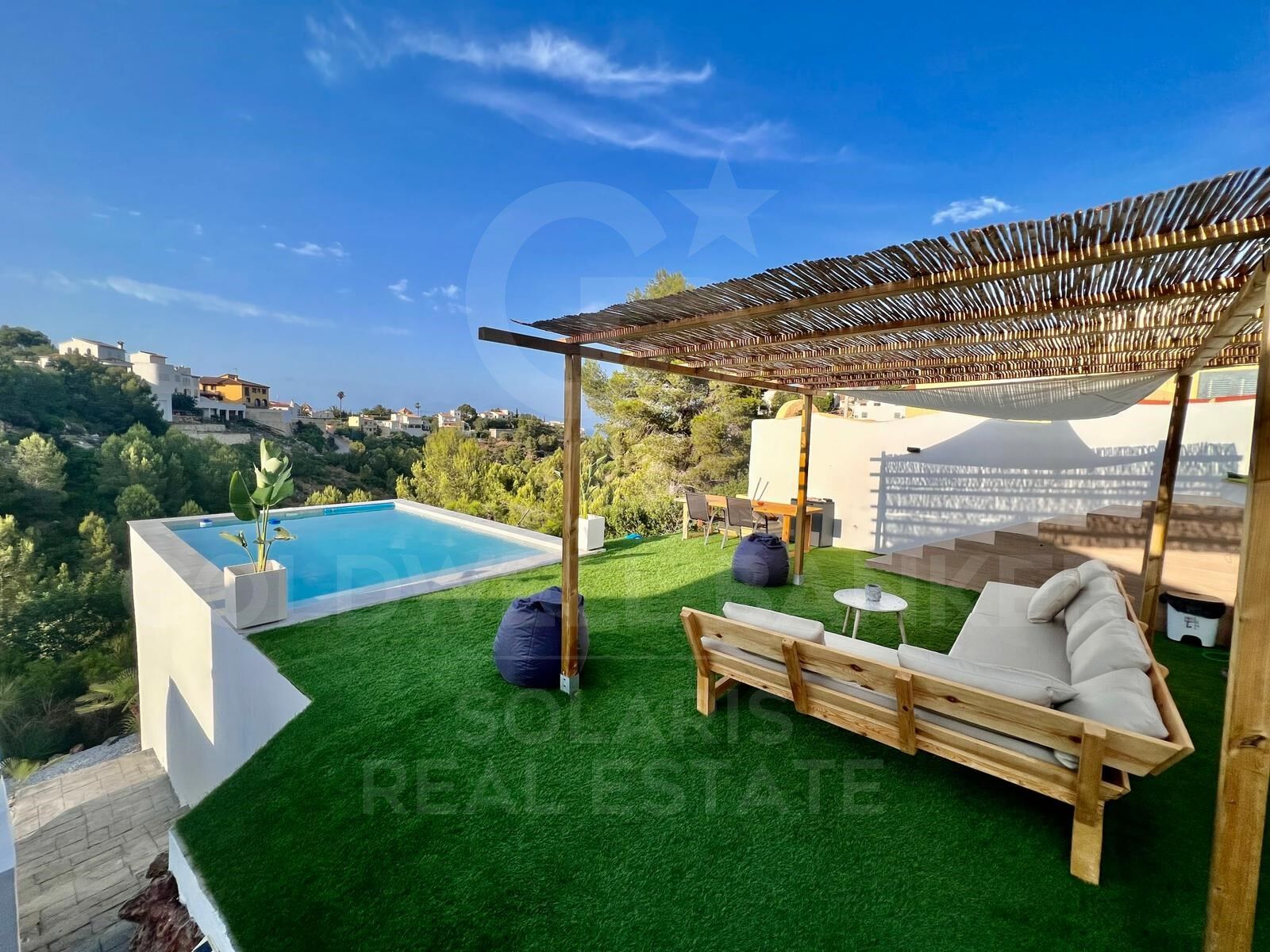 Villa en Dénia, Alicante, España 4 dormitorios, 200 m2 No. 160214