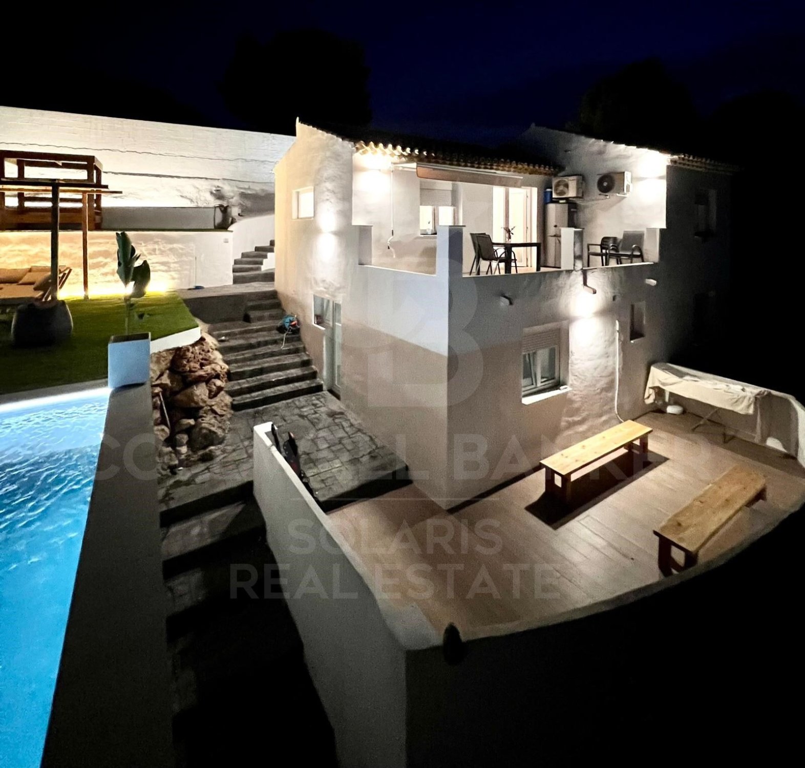 Villa en Dénia, Alicante, España 4 dormitorios, 200 m2 No. 160214