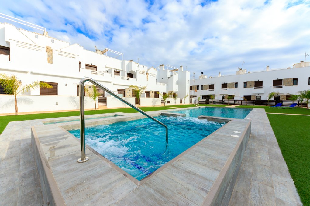 Rindu māja Pilar de la Horadada, Alicante, Spānijā 3 istabas, 93 m2 Nr. 144934