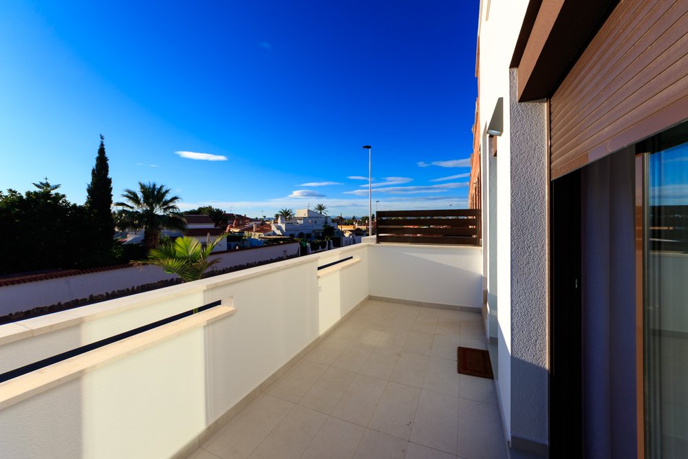 Rindu māja Pilar de la Horadada, Alicante, Spānijā 3 istabas, 93 m2 Nr. 144934