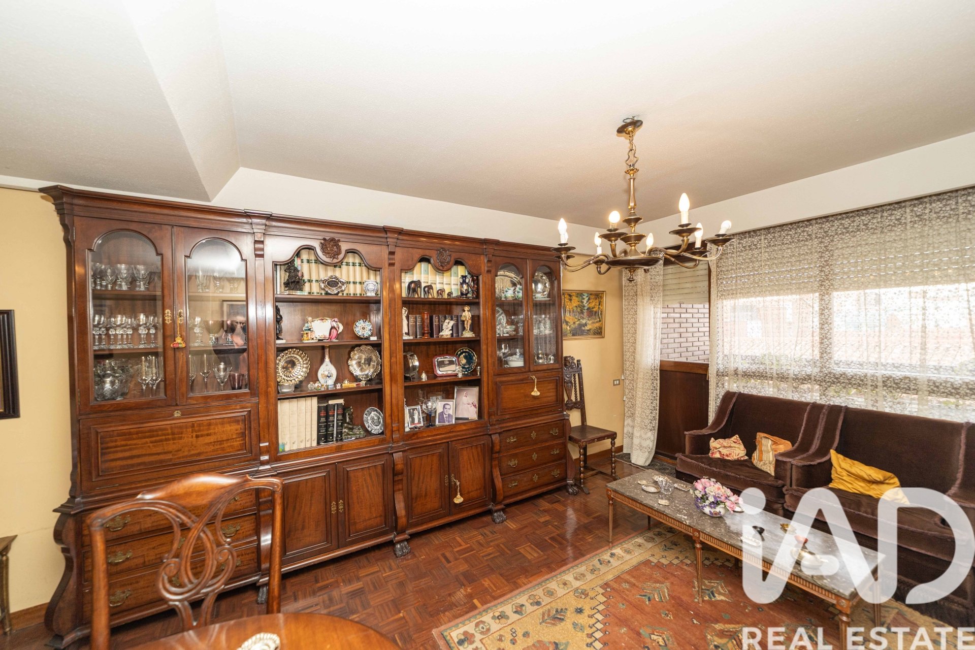 Apartamento en León, España 4 dormitorios, 190 m2 No. 188418
