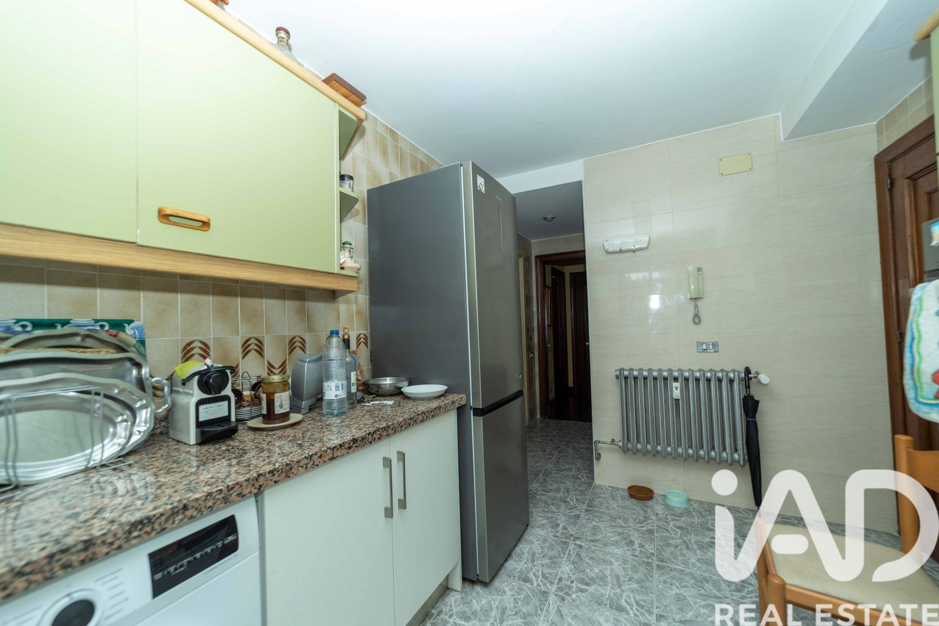 Apartamento en León, España 4 dormitorios, 190 m2 No. 188418