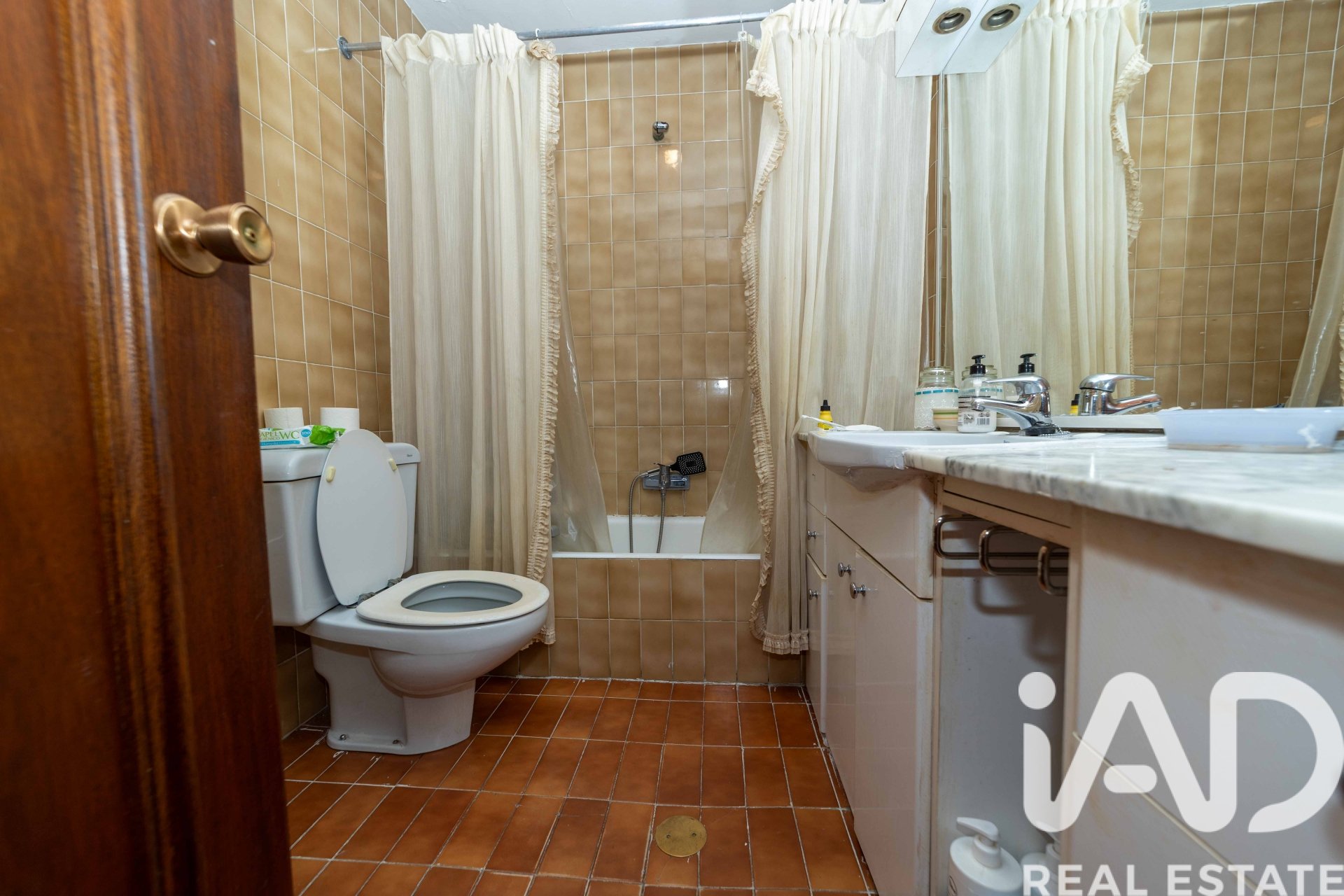 Apartamento en León, España 4 dormitorios, 190 m2 No. 188418