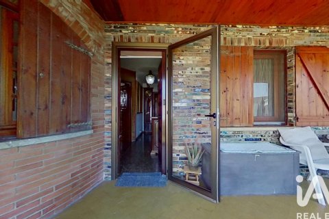 House in Roda de Berà, Tarragona, Spain 5 bedrooms, 253 sq.m. No. 188415