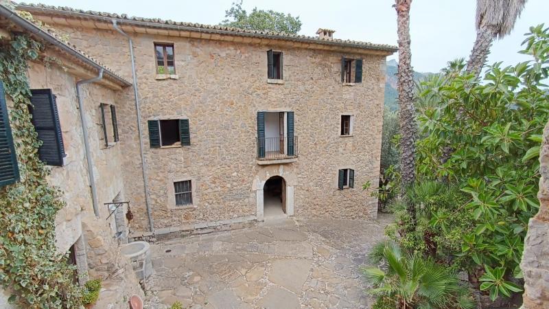 Villa in Estellencs, Mallorca, Spain 12 bedrooms,  No. 103200