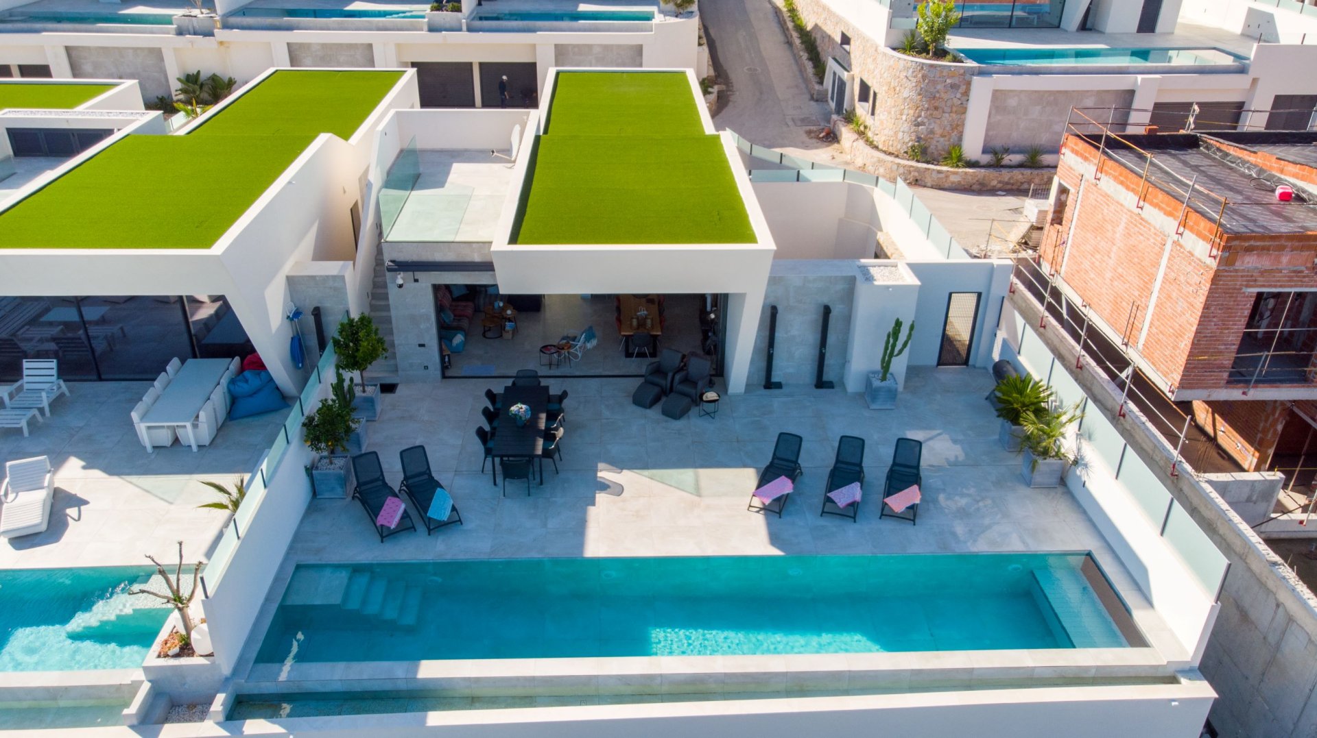 Villa i Rojales, Alicante, Spanien 3 sovrum, 416 kvm. Nr. 163606