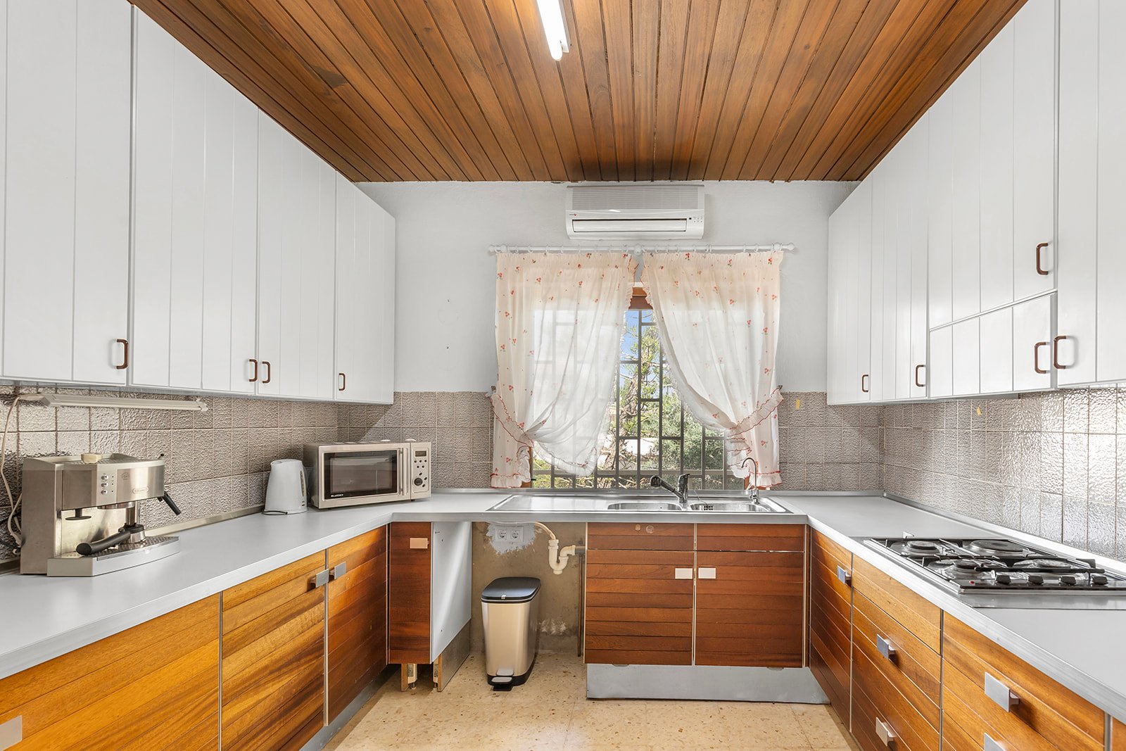 Villa Urbanizacion Las Filipinas, Alicante, Spānijā 5 istabas, 366 m2 Nr. 143437