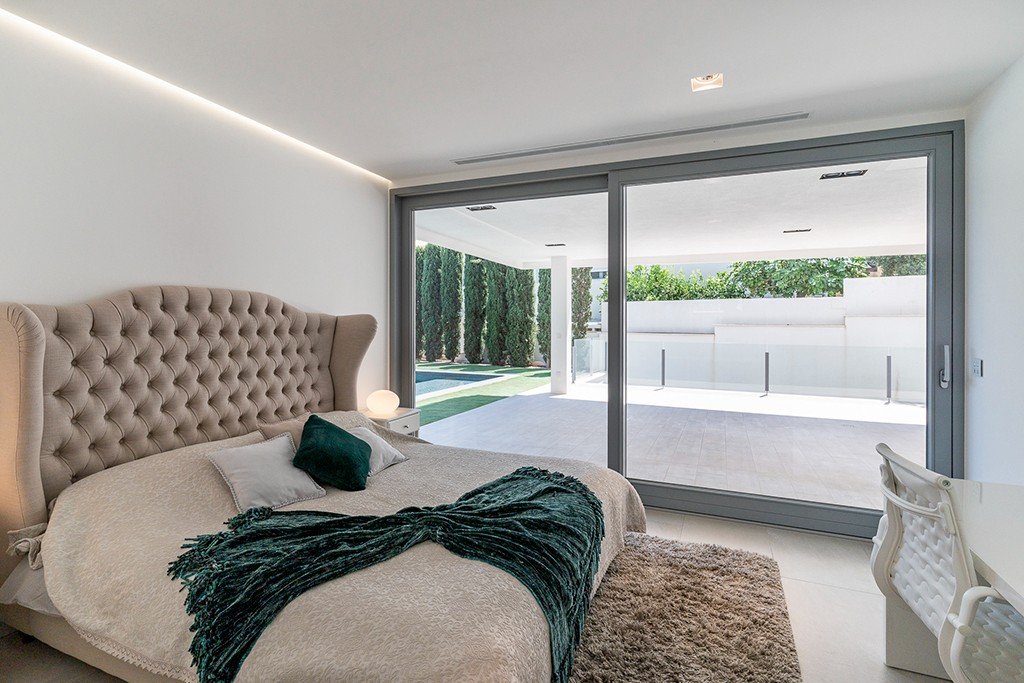 Villa in Santa Ponsa, Mallorca, Spain 4 bedrooms, 601 sq.m. No. 143434