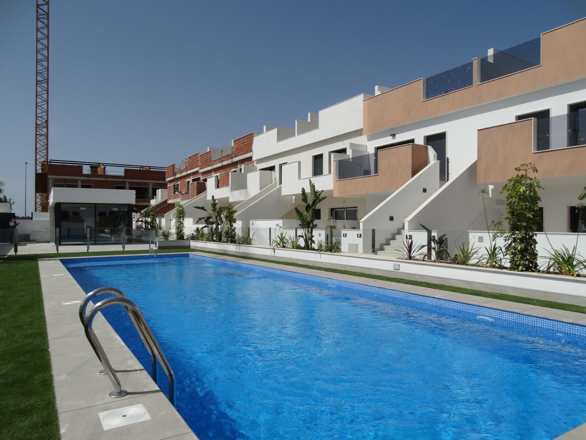 Bungalowi Pilar de la Horadada, Alicante, Espanja 3 makuuhuonetta, 93 m2 No. 135265