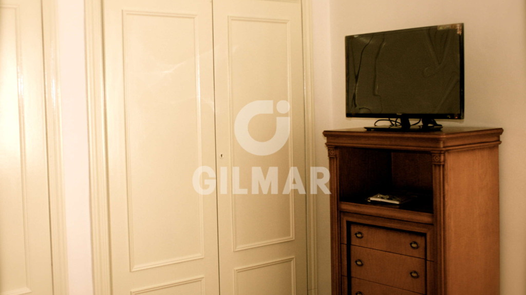 Huoneisto Madrid, Espanja 6 makuuhuonetta, 131 m2 No. 113419