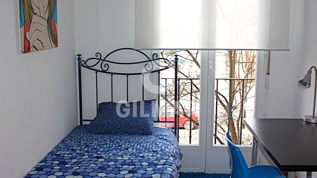 Huoneisto Madrid, Espanja 6 makuuhuonetta, 131 m2 No. 113419