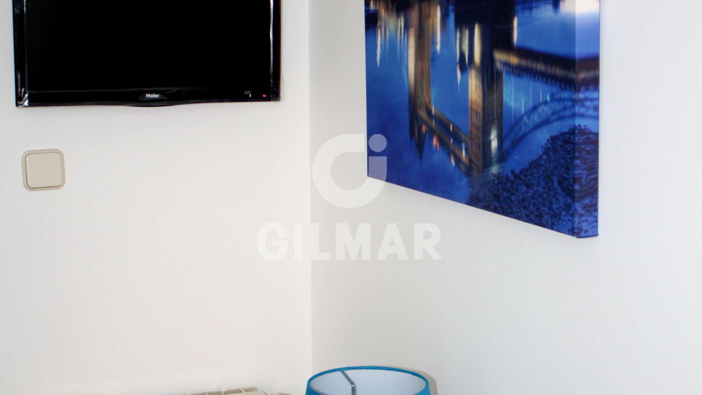 Huoneisto Madrid, Espanja 6 makuuhuonetta, 131 m2 No. 113419