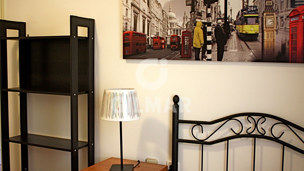 Huoneisto Madrid, Espanja 6 makuuhuonetta, 131 m2 No. 113419
