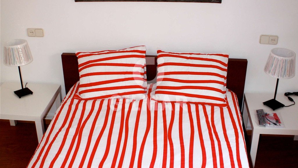 Huoneisto Madrid, Espanja 6 makuuhuonetta, 131 m2 No. 113419