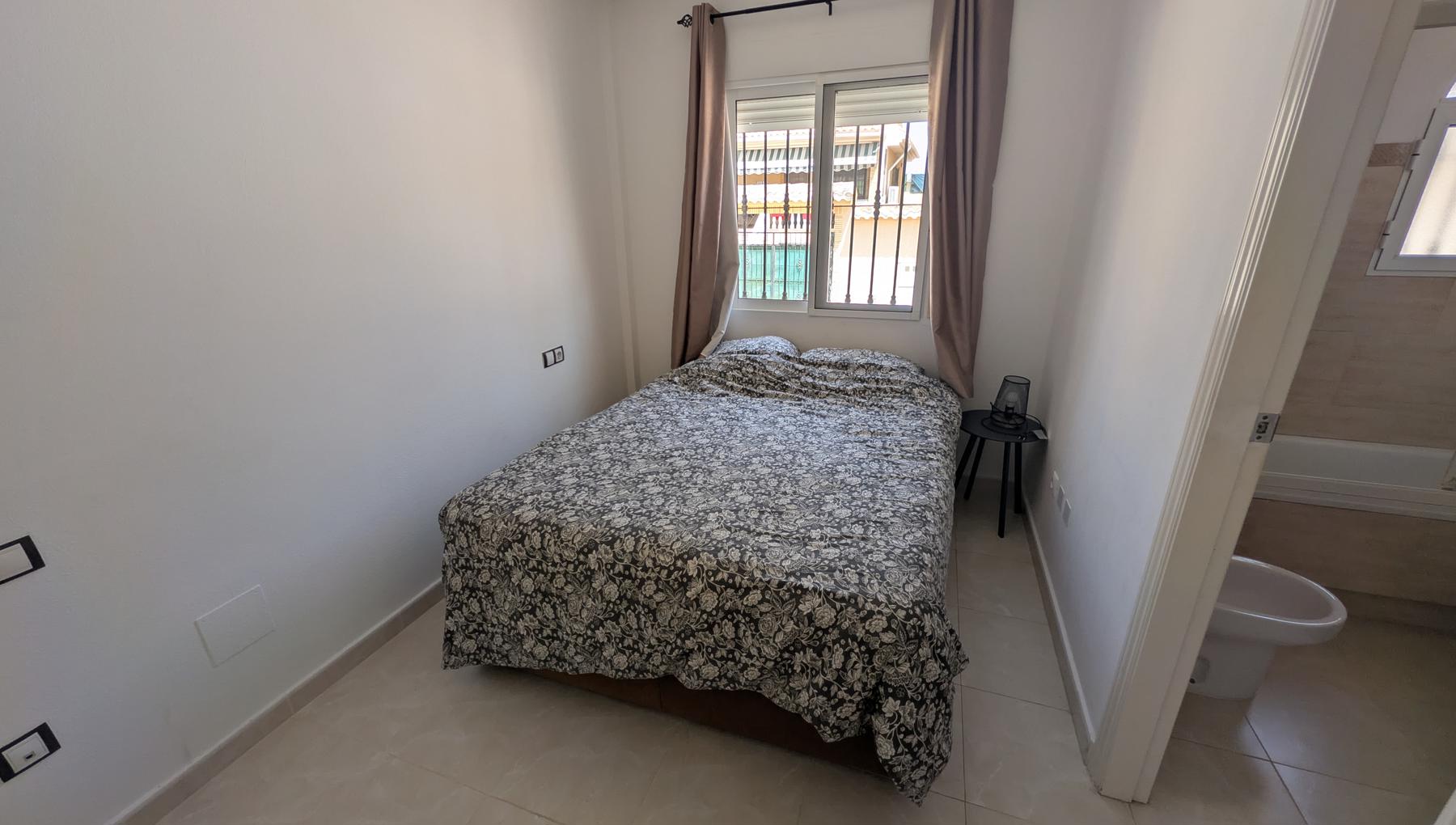 Villa a Algorfa, Alicante, Spagna 5 camere da letto, 224 mq. N° 192452