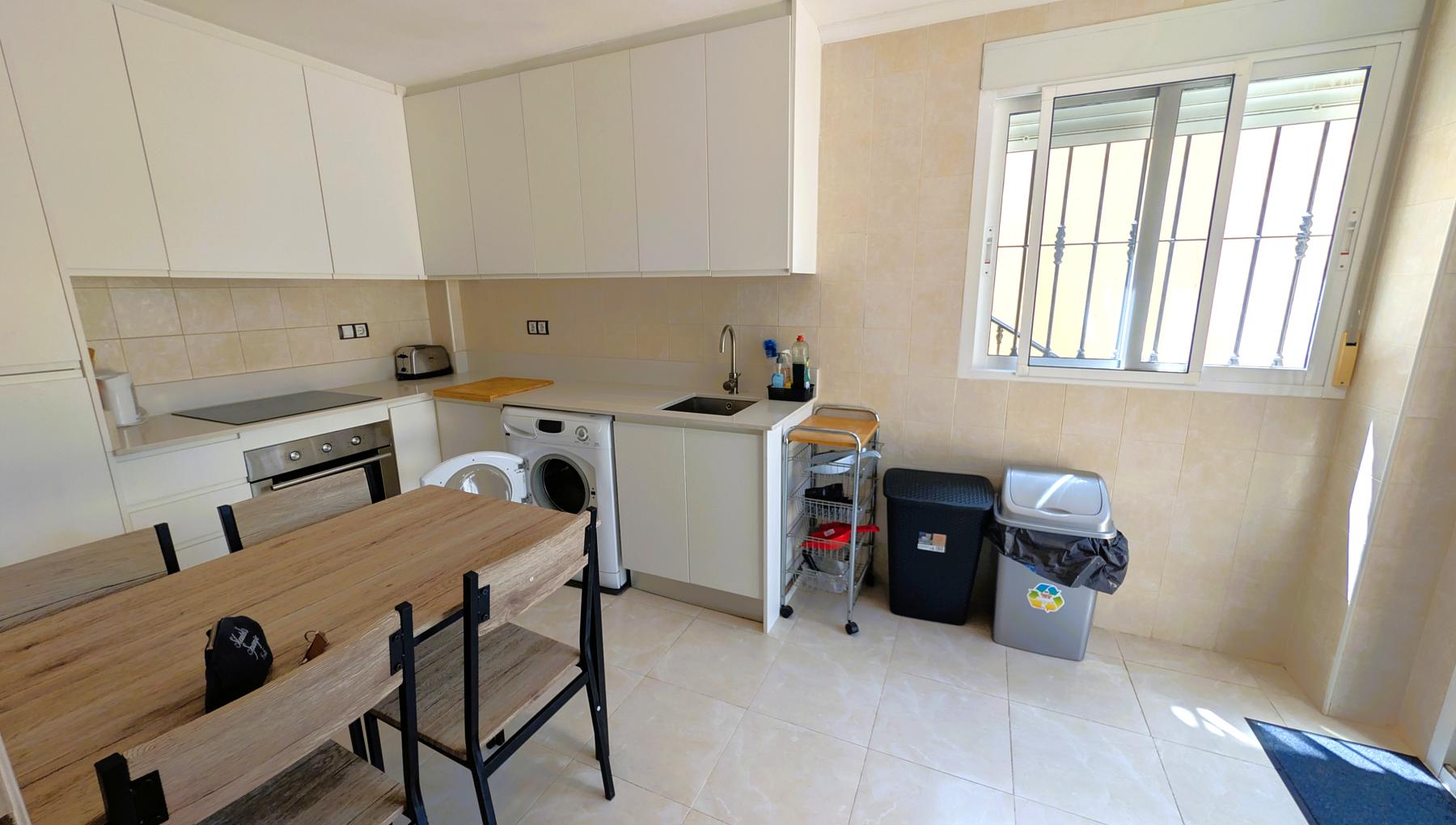 Villa a Algorfa, Alicante, Spagna 5 camere da letto, 224 mq. N° 192452