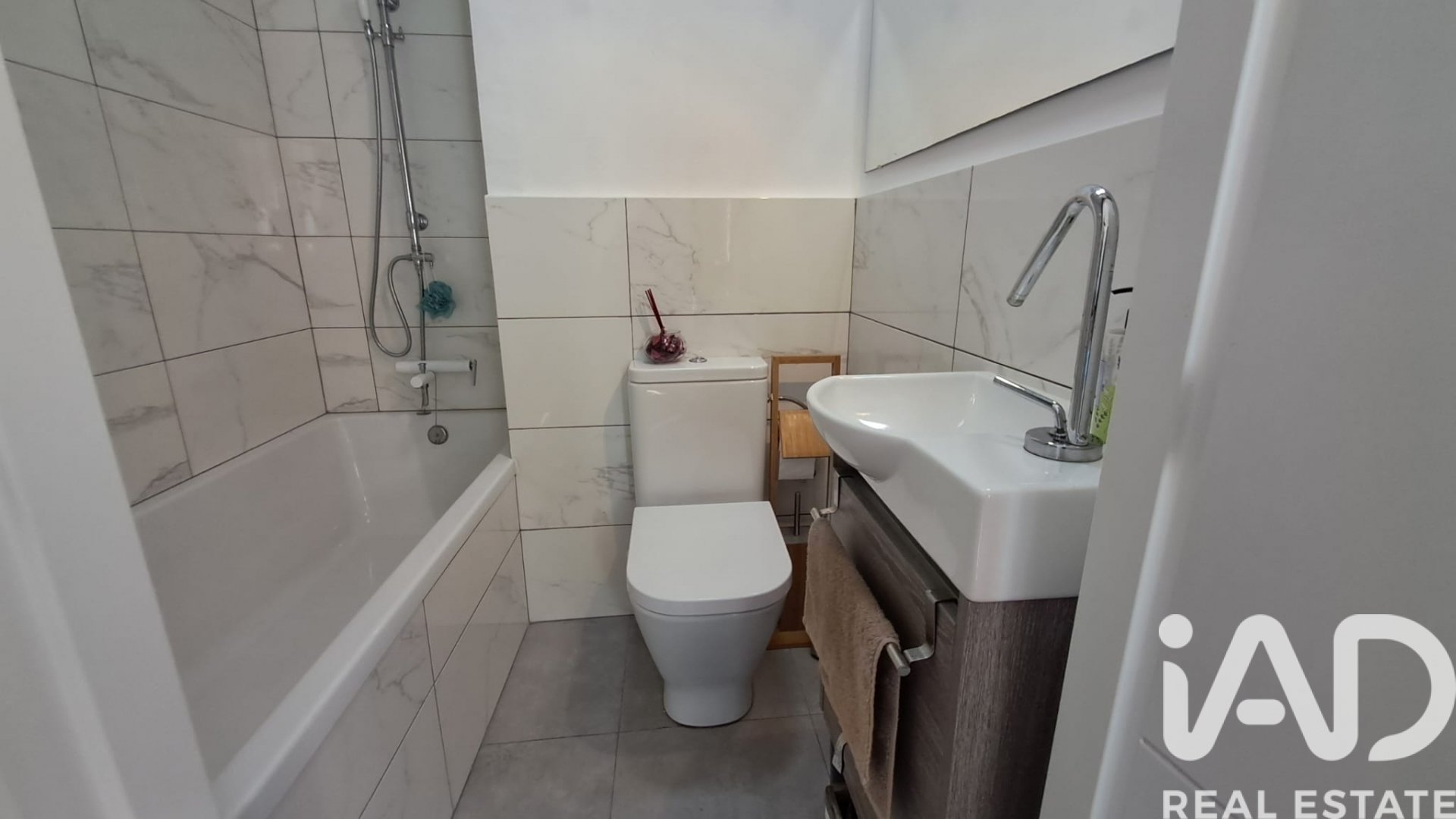 Hus i Cunit, Tarragona, Spanien 4 sovrum, 141 kvm. Nr. 172159