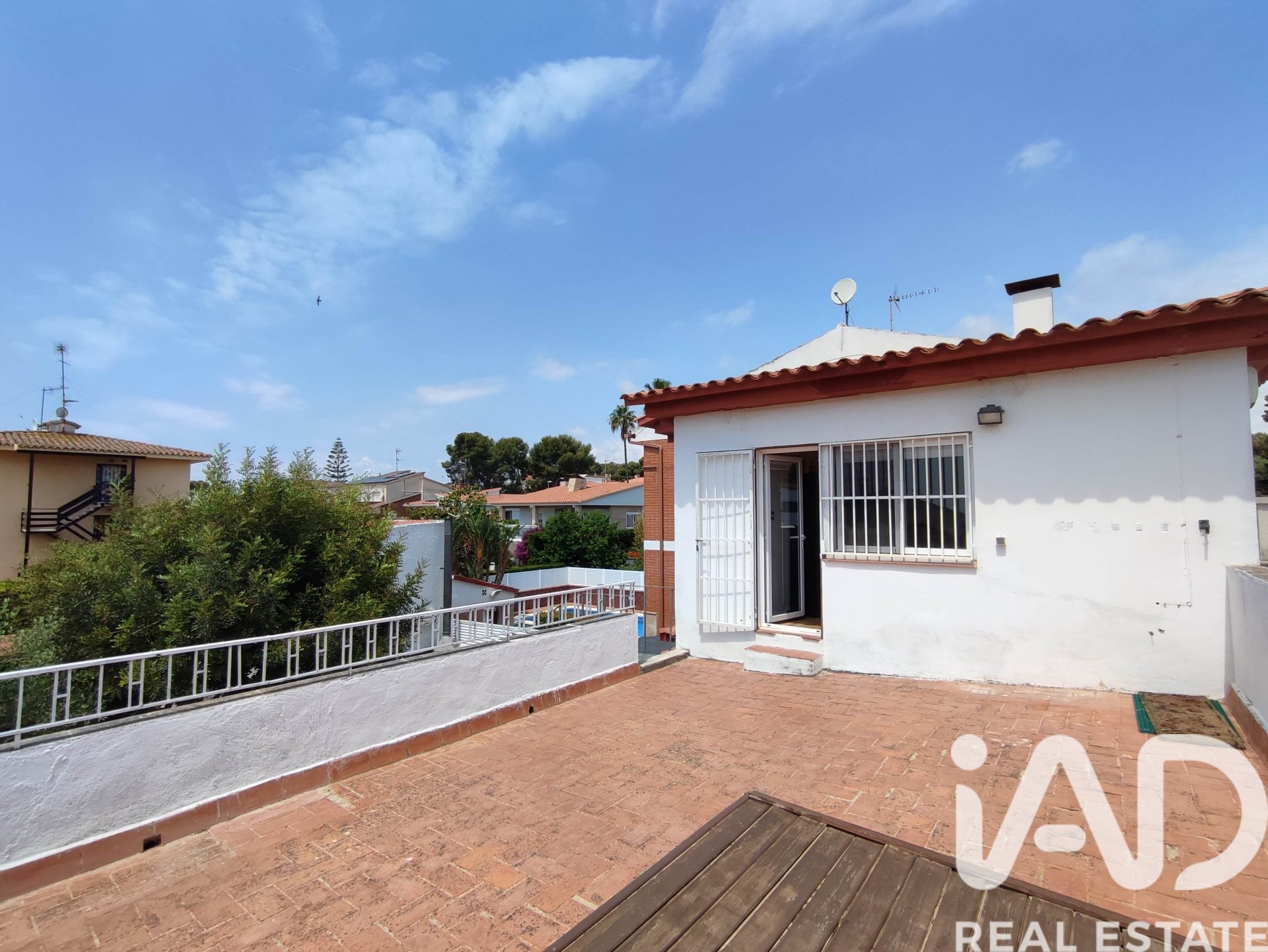 Hus i Cunit, Tarragona, Spanien 4 sovrum, 141 kvm. Nr. 172159