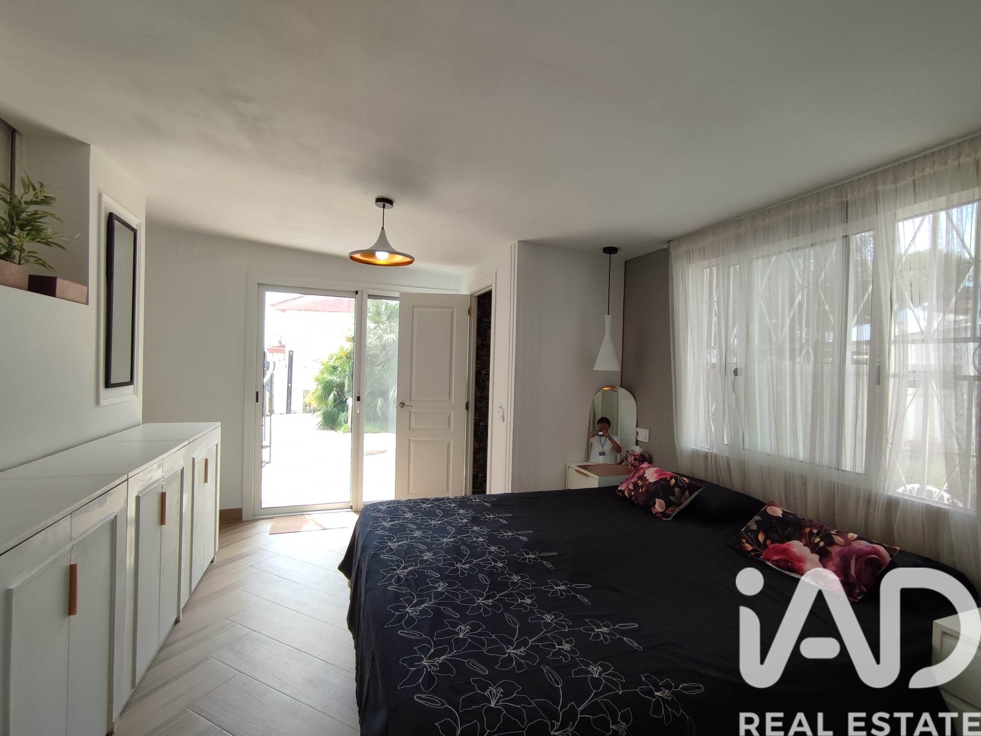 Hus i Cunit, Tarragona, Spanien 4 sovrum, 141 kvm. Nr. 172159