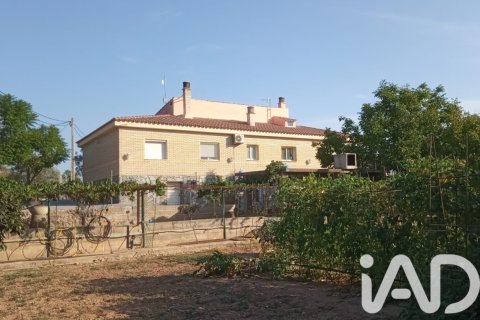 Māja Roquetes, Tarragona, Spānijā 4 istabas, 403 m2 Nr. 172158