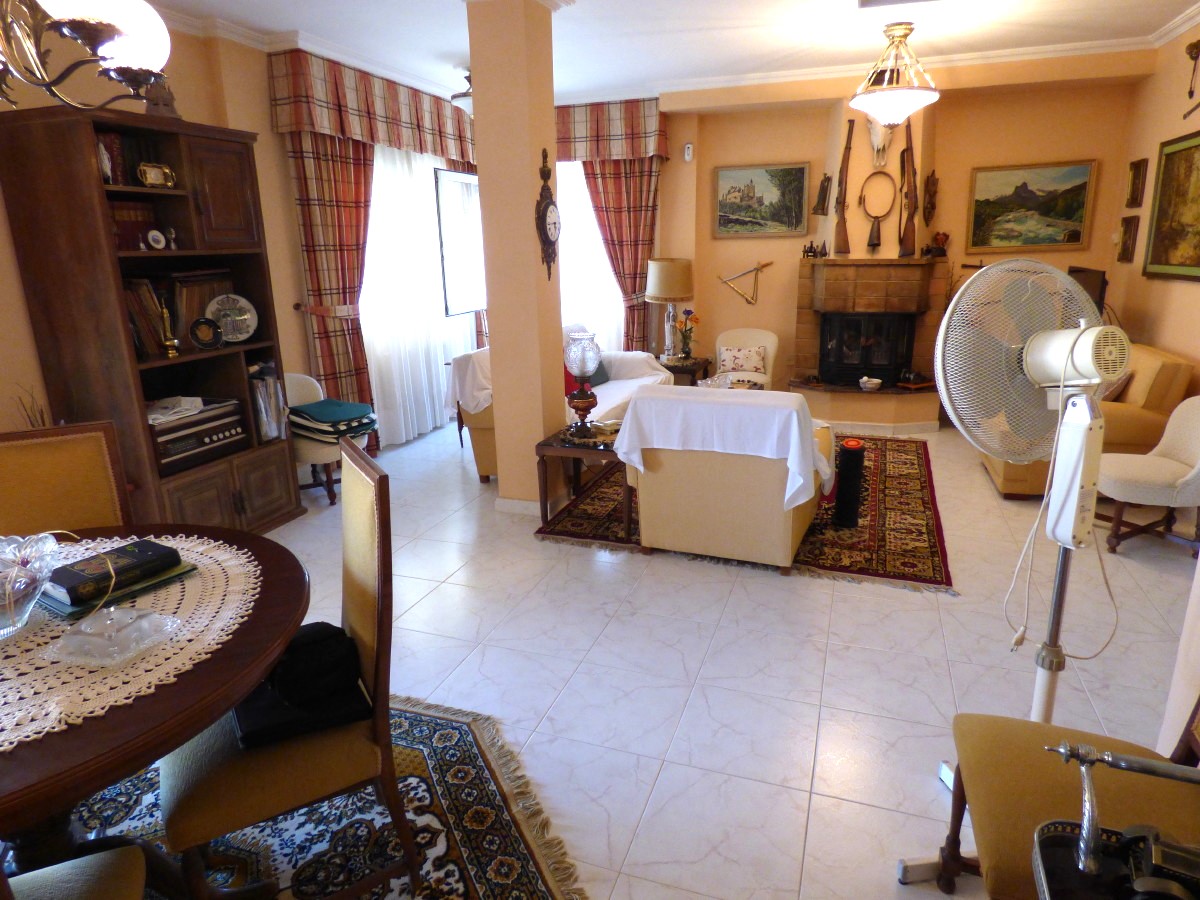 Villa in Benidorm, Alicante, Spain 6 bedrooms, 253 sq.m. No. 192485