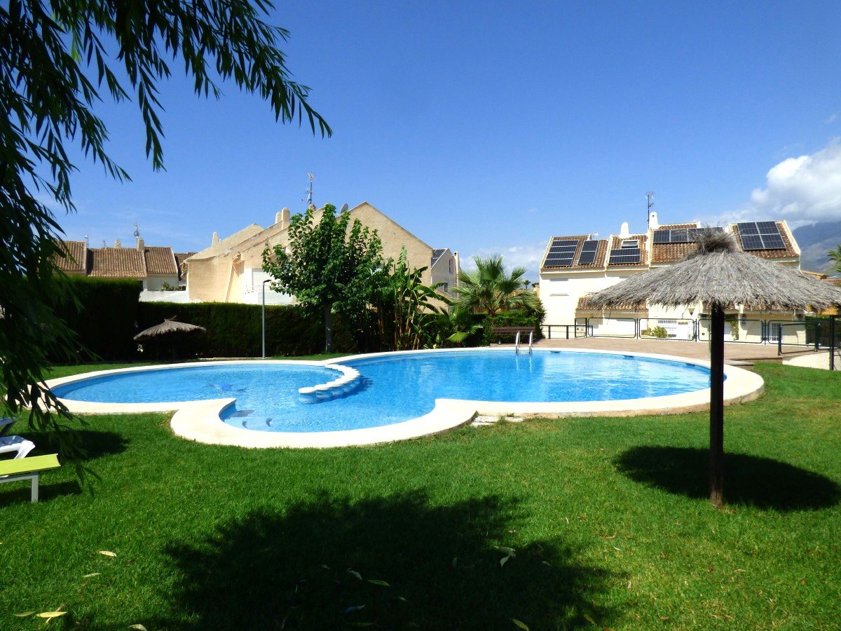 Villa in Benidorm, Alicante, Spain 6 bedrooms, 253 sq.m. No. 192485