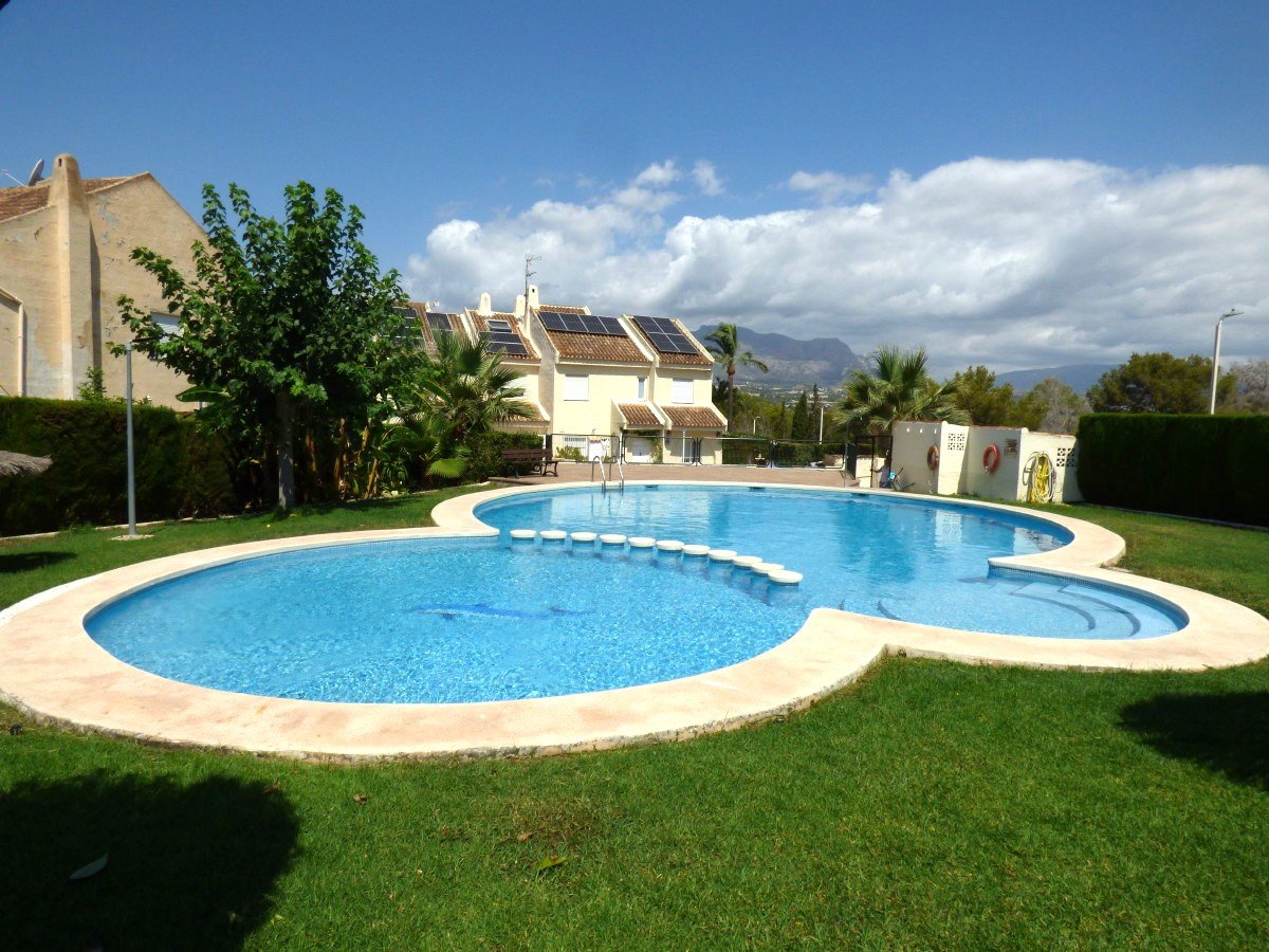 Villa in Benidorm, Alicante, Spain 6 bedrooms, 253 sq.m. No. 192485